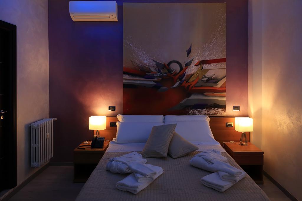 Mirko Luxury Inn Рим Экстерьер фото